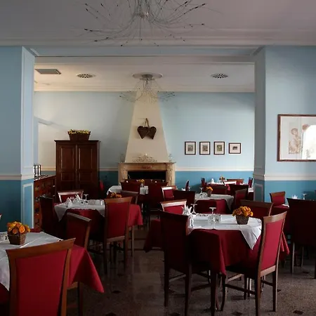 Risi Hotel 3*